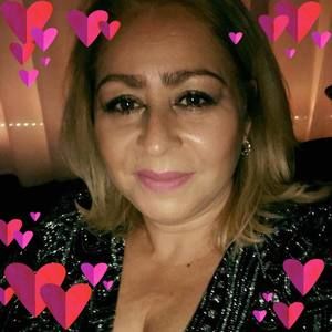 Meet your Posher, Ramona